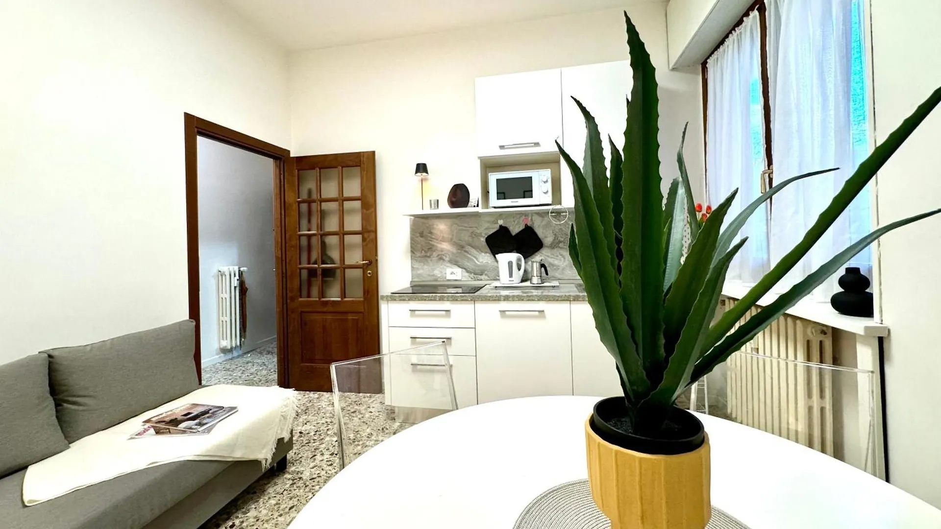 La Casa Del Viandante Apartment Colico